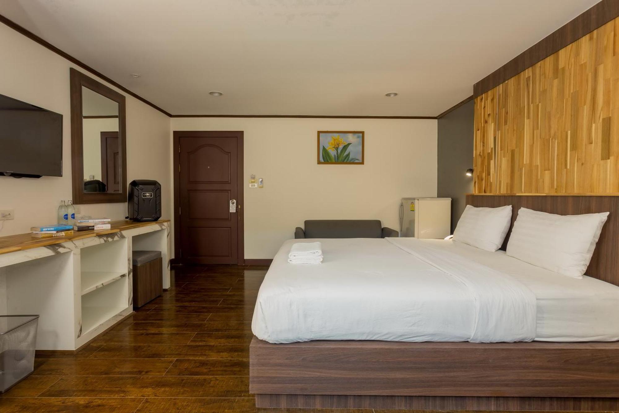 Phimai Paradise Boutique Hotel Накхонратчасима Экстерьер фото