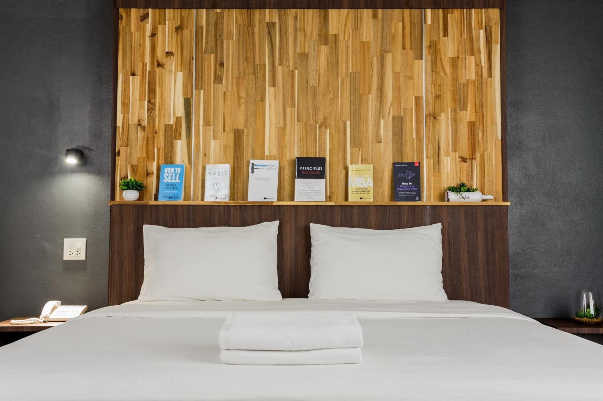 Phimai Paradise Boutique Hotel Накхонратчасима Экстерьер фото